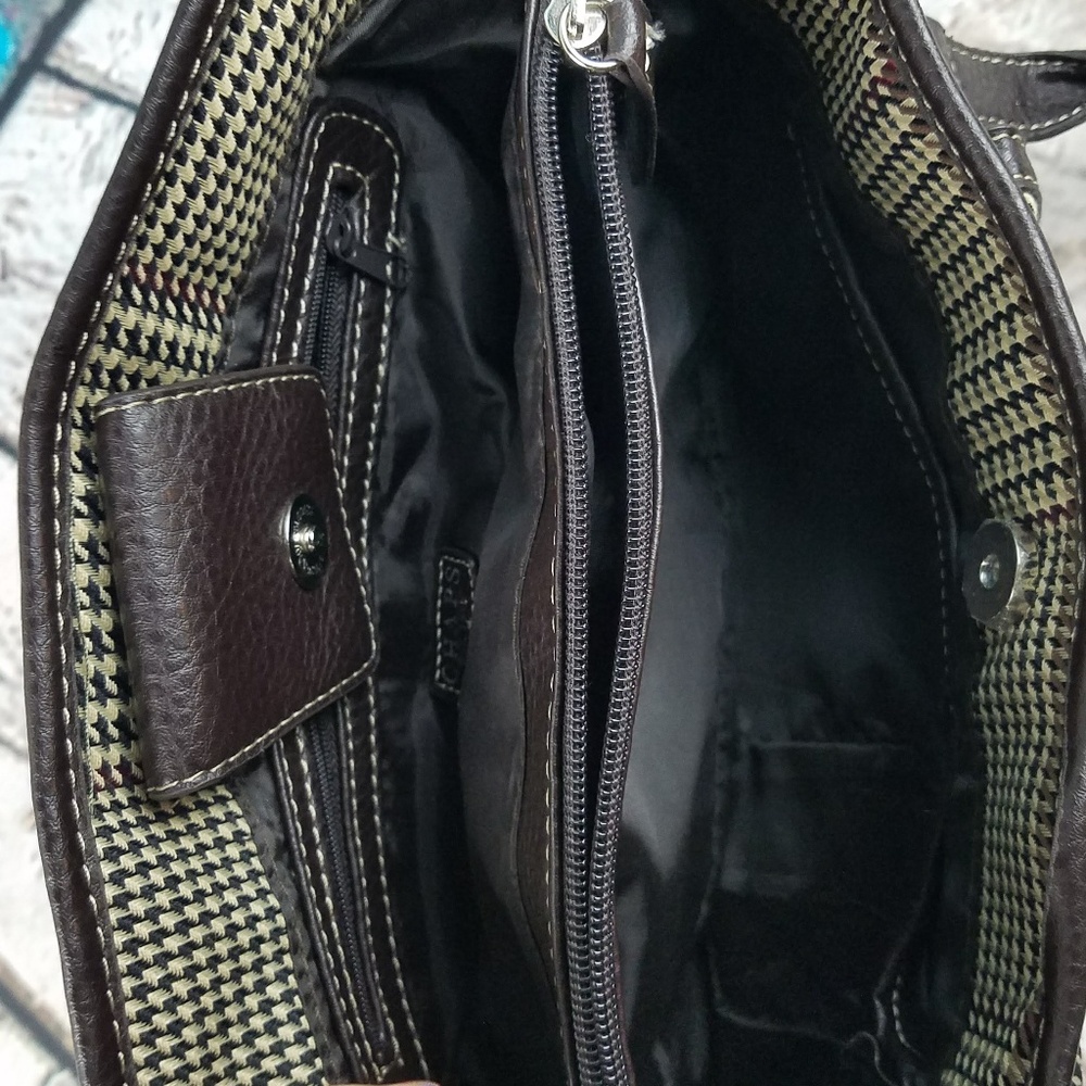 Chaps Handbag - Picture 4 of 7